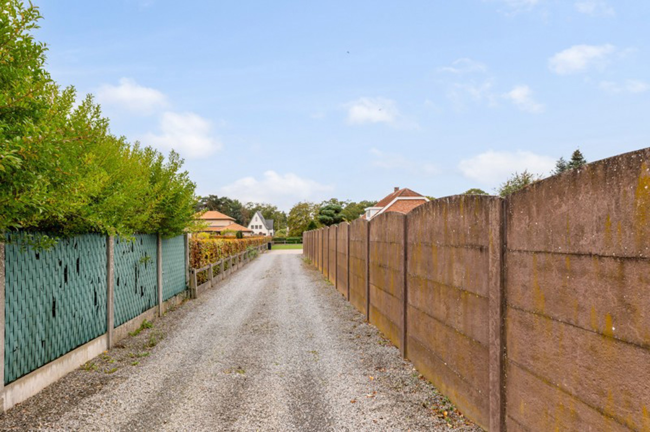 Te renoveren woning op ruim perceel van 1.307 m² te Haacht. - foto 5