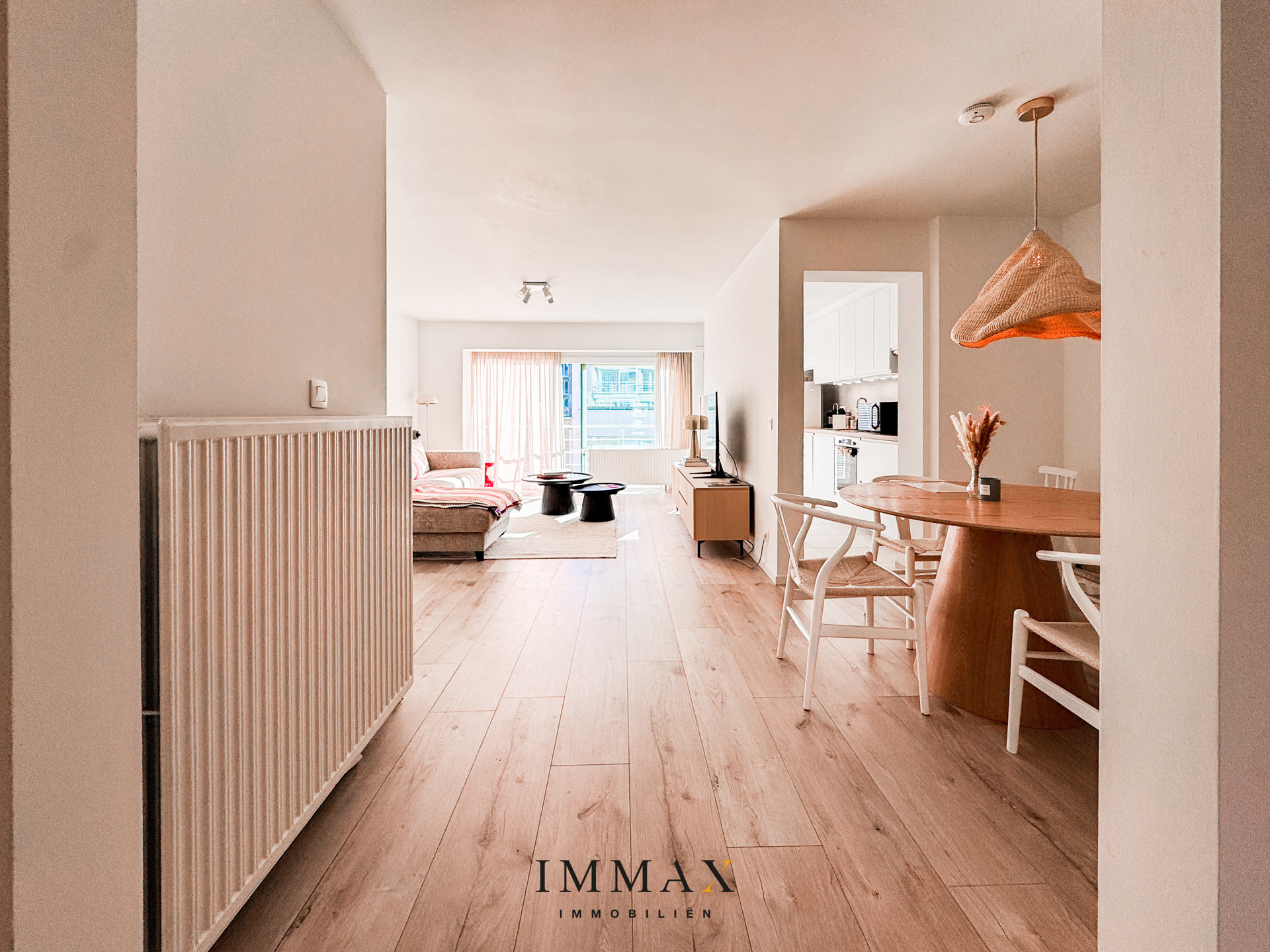 Ruim en vernieuwd 2-SLK appartement gelegen nabij de Lippenslaan en het strand - foto 5