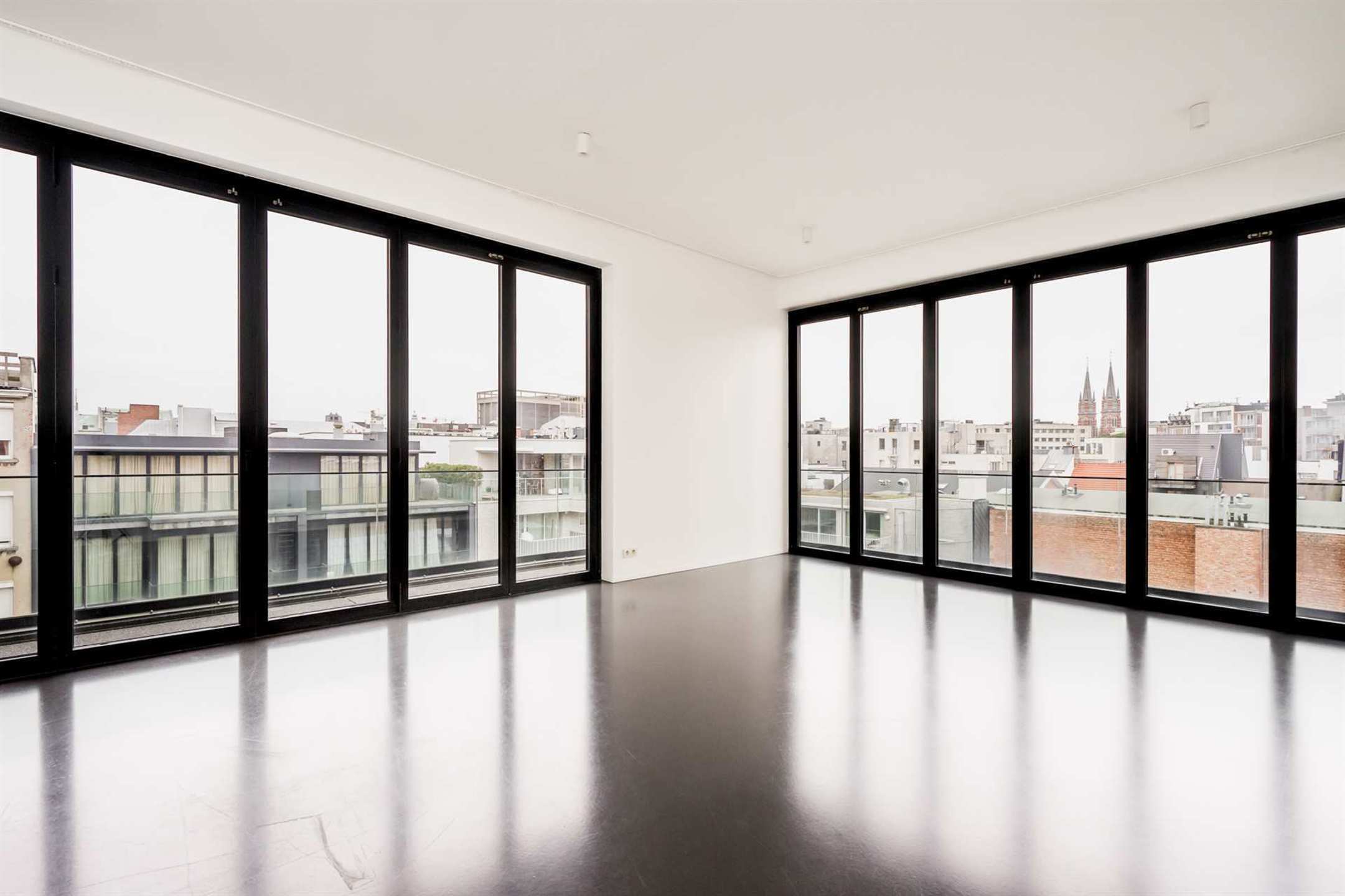 Design loft-appartement met twee royale slaapkamers - foto 4