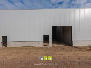 UNIT 5 VAN 204M² IN BEDRIJVENPARK GREMELSLO TE MAASEIK.KENMERKEN- oppervlakte unit: 204m²- 1 sectionaalpoort (4.00m breed x 4.20m hoog)-...