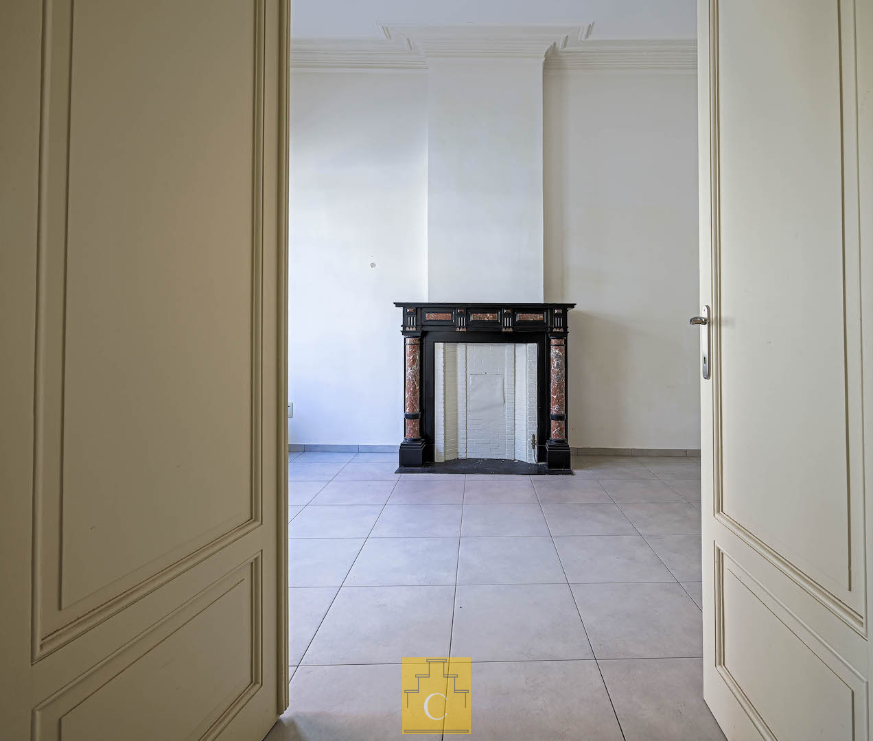 Karakterpand met stadstuin en fietsenpoortje, centrale ligging op een boogscheut van  ’t Zand en Sint-Salvatorskathedraal - photo 4