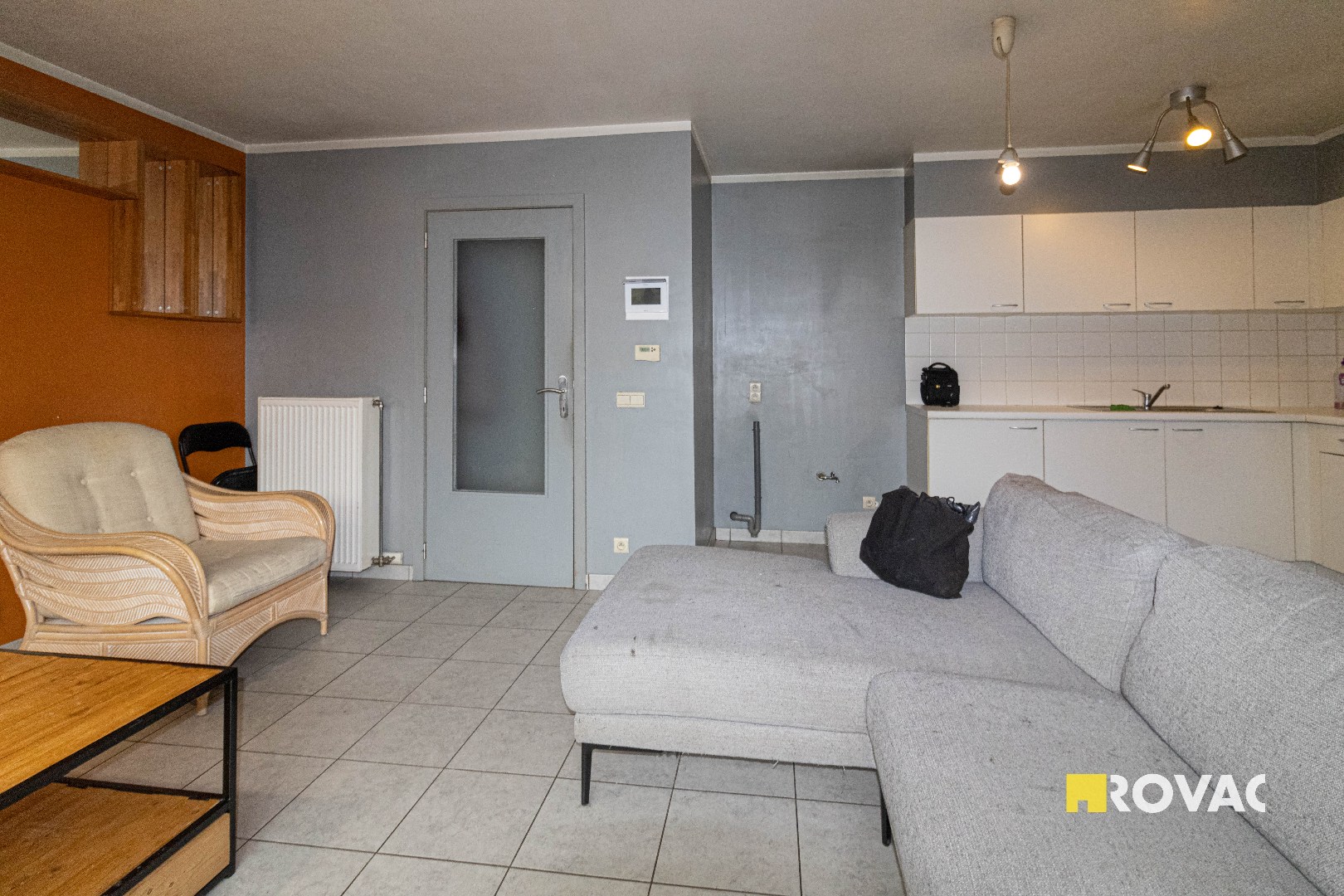 Centraal gelegen gelijkvloers appartement met terras! - foto 4