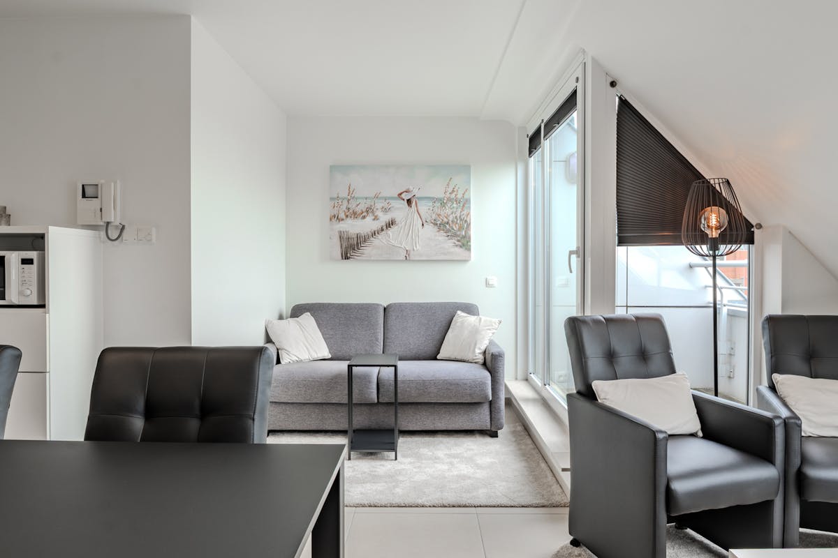 Appartement récent d'une chambre avec terrasse - photo 4