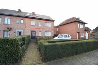 Mooi verzorgd éénslaapkamer appartement op de eerste verdieping van een kleinschalige residentie met slechts 3 appartementen op wandelafstand van...