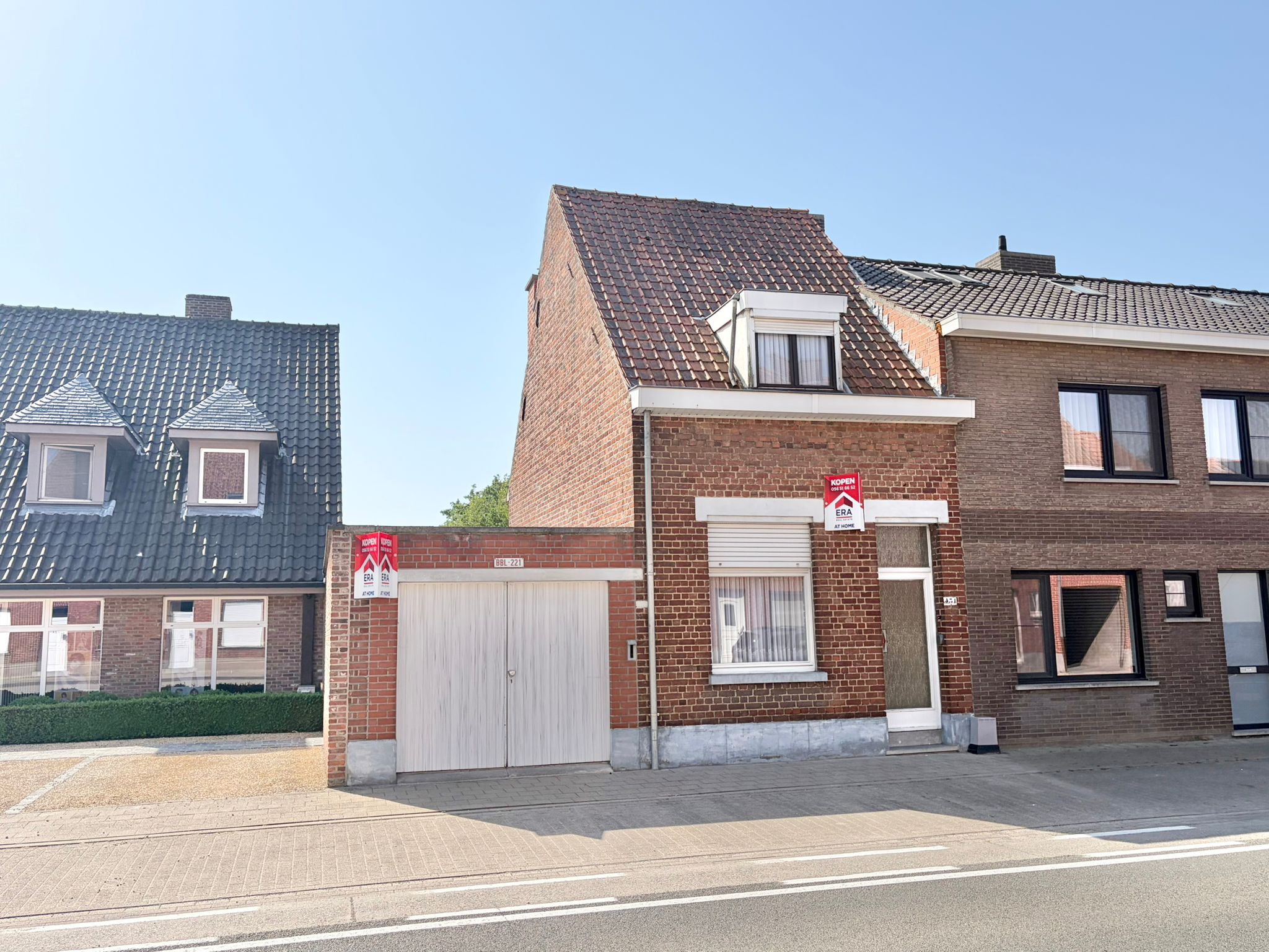 House for sale in Roeselare with 3 bedrooms - photo 2