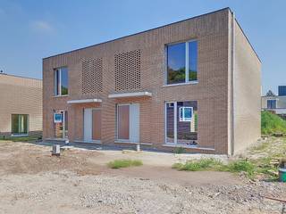 Op deze topligging naast het Park Claeys-Bouüaert realiseren we een nieuwe verkaveling langsheen de Petrus Meirestraat te Mariakerke...