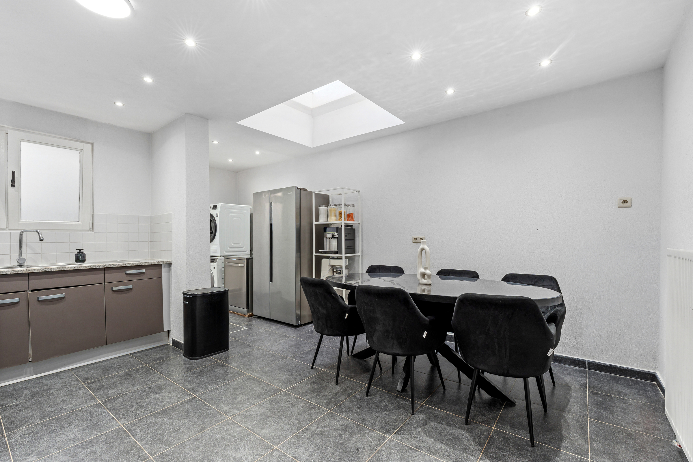 House for sale in Antwerp with 5 bedrooms - photo 4