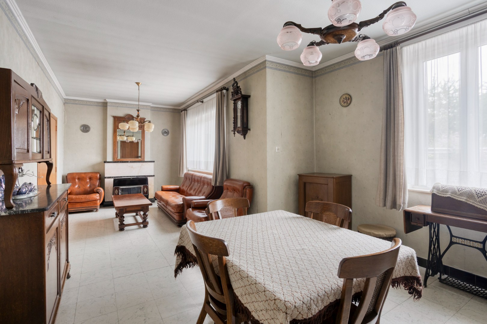 Hoevewoning met binnenkoer en grote opslagruimte te Heers-Vechmaal - foto 5