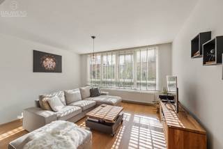 Ben je opzoek naar een lichtrijk appartement met twee slaapkamers, centraal gelegen? Dan is dit een mega kanshebber!! Locatie: Welkom op het...