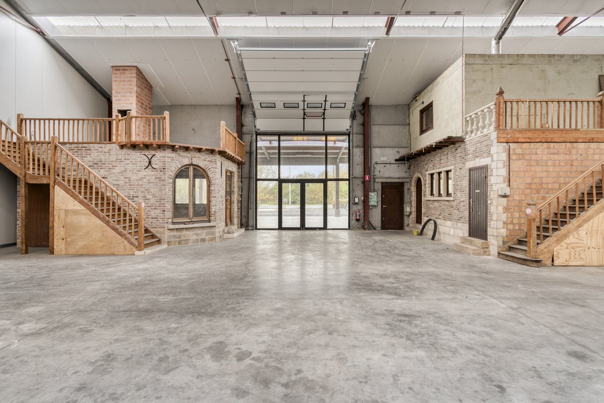 KMO-unit van 488 m² te huur in Kuurne - foto 1