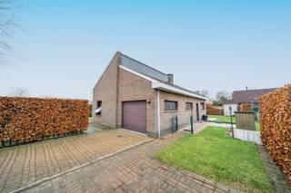 Lovendegem, gelegen in de gemeente Lievegem in Oost-Vlaanderen, is een rustig en aangenaam dorp met een uitstekende ligging tussen de stad Gent en...