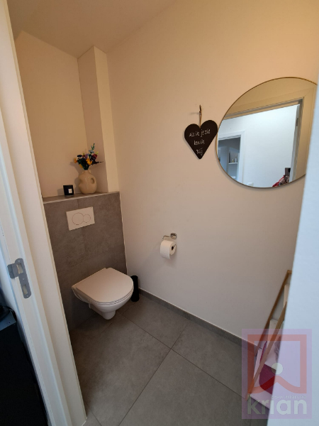 Instapklaar, 2-slpk appartement met terras en carport in het centrum van Geel - foto 5