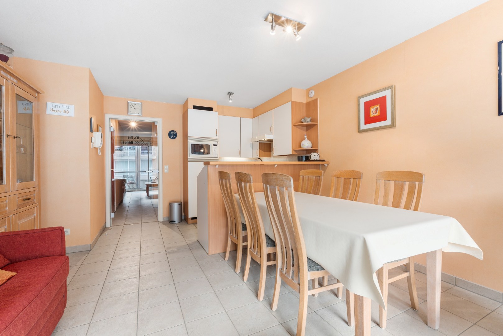 Modern gemeubeld 2 slaapkamerappartement met garage TE KOOP - foto 5