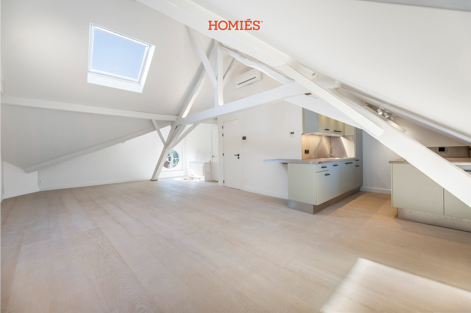 Luxe loft in gerenoveerd historisch pand - foto 1