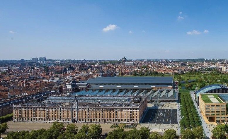 Authentic office space of 2,026 m² in the centre of Brussels - photo 5