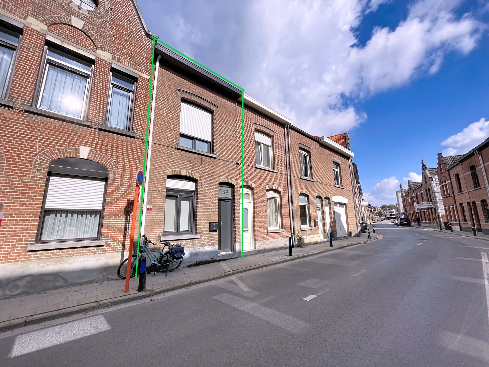 Woning met 3 slpks en terras bereikbaar via servitude.  - foto 1