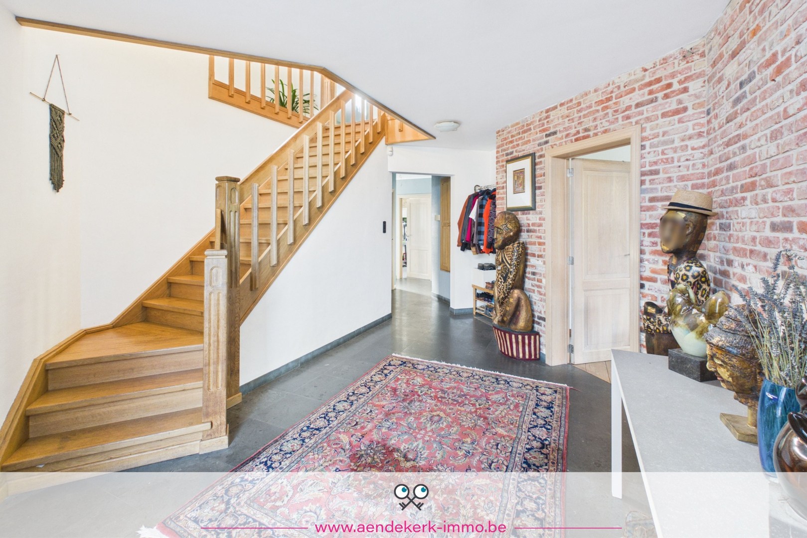 Rume vrijstaande woning met 5 slaapkamers in kindvriendelijke buurt in Neeroeteren - foto 3