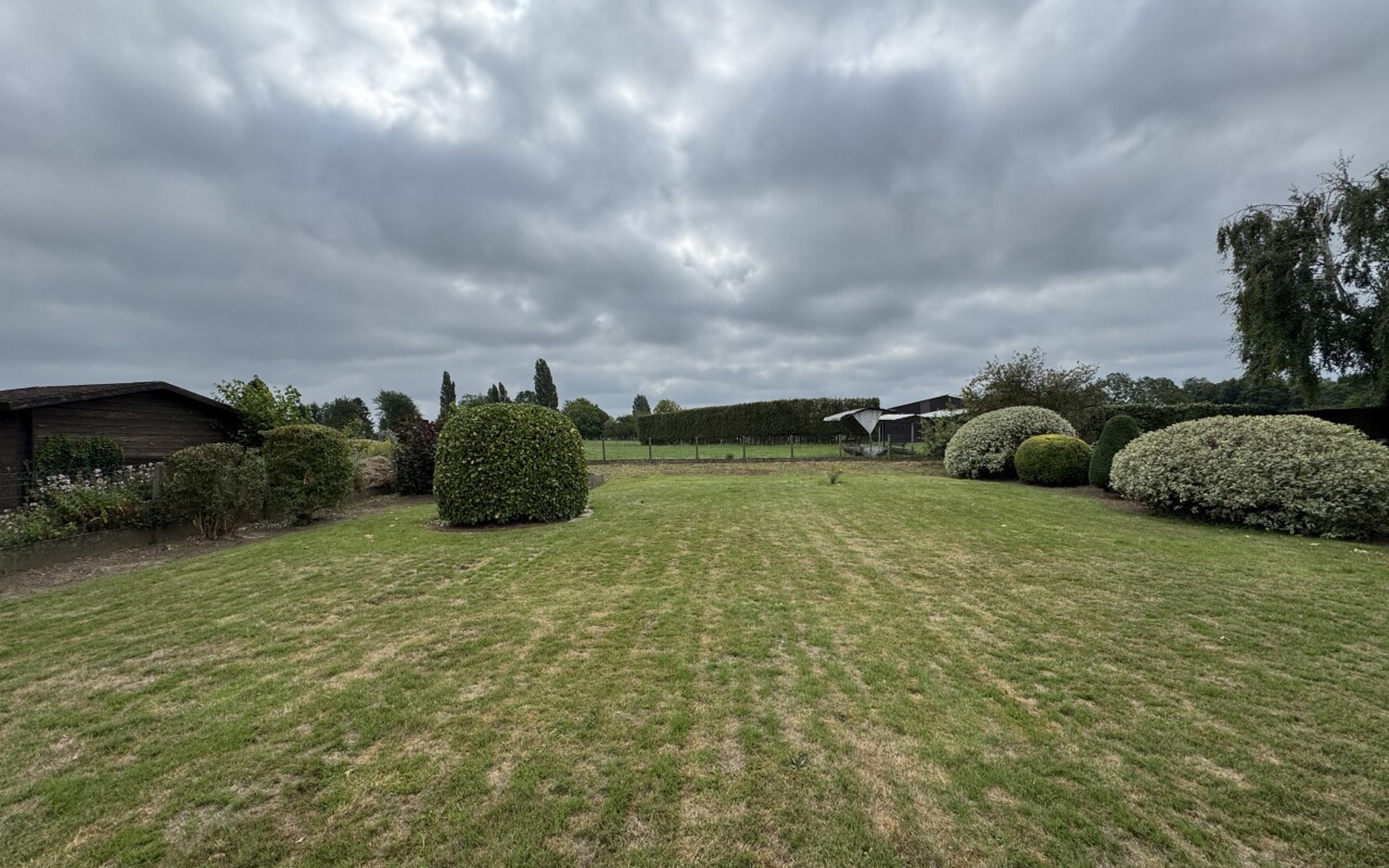 Te renoveren woning in centrum van Sint-Pieters-Leeuw - foto 3
