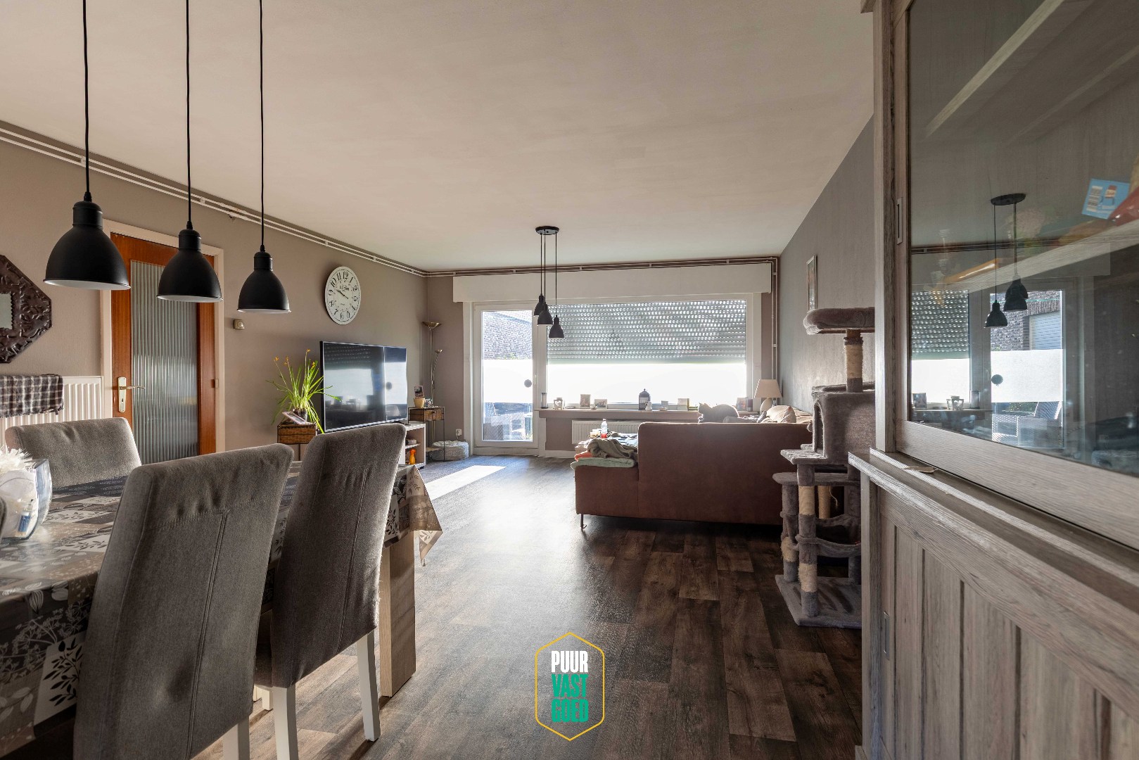 Ruim en verzorgd gelijkvloers appartement met terras en garage - foto 4