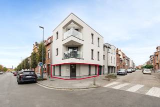 Handelspand te koop in Zaventem instapklaar en centraal gelegen.Dit instapklare handelspand van 52 m² ligt op een commerciële toplocatie in het...