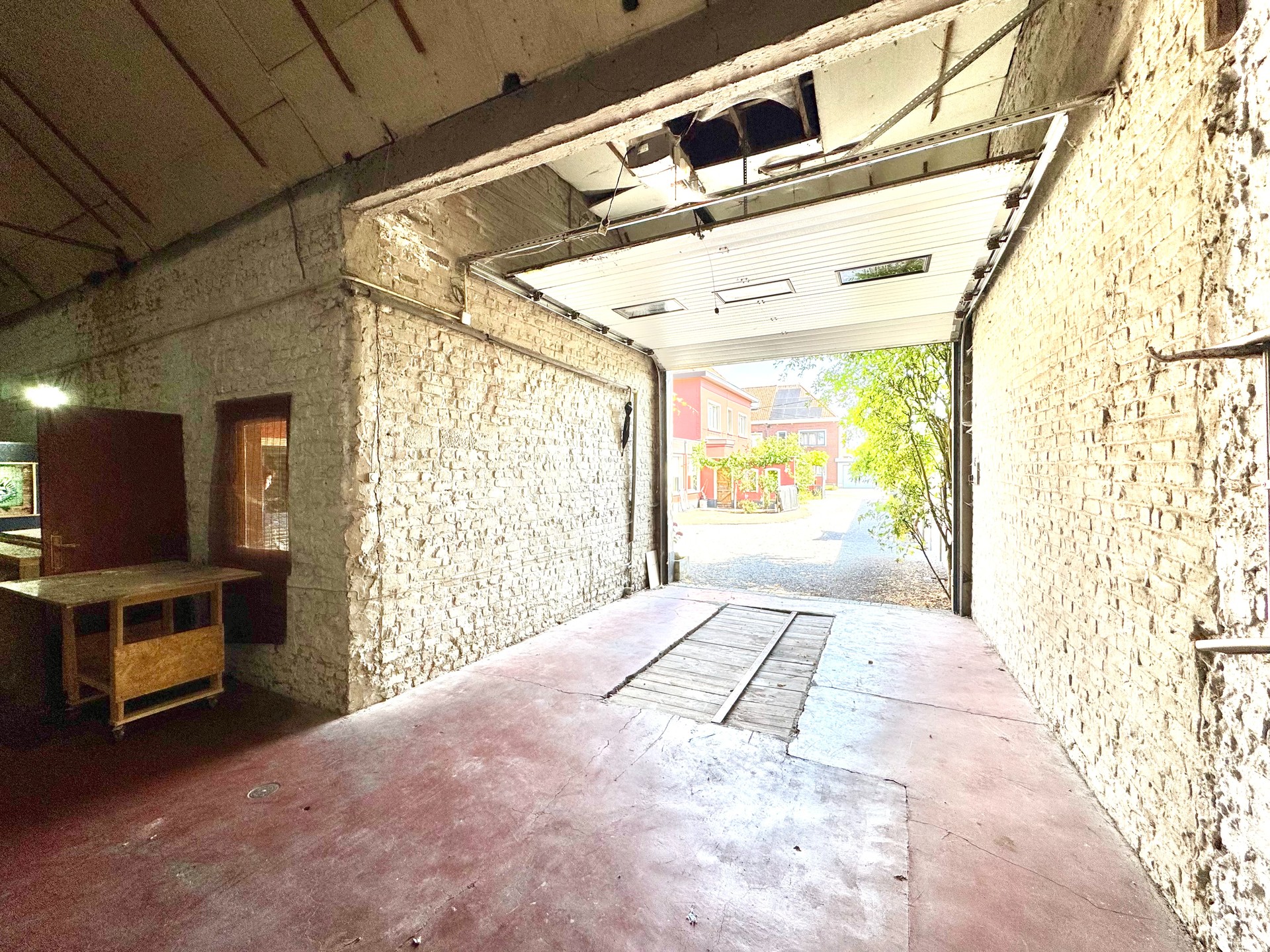 WONING MET MAGAZIJN OP 562 M² - foto 5