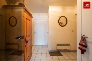 In een rustige straat zonder doorgaand verkeer bevindt zich dit lichtrijke duplexappartement, omringd door groen en toch op een uiterst rustige...