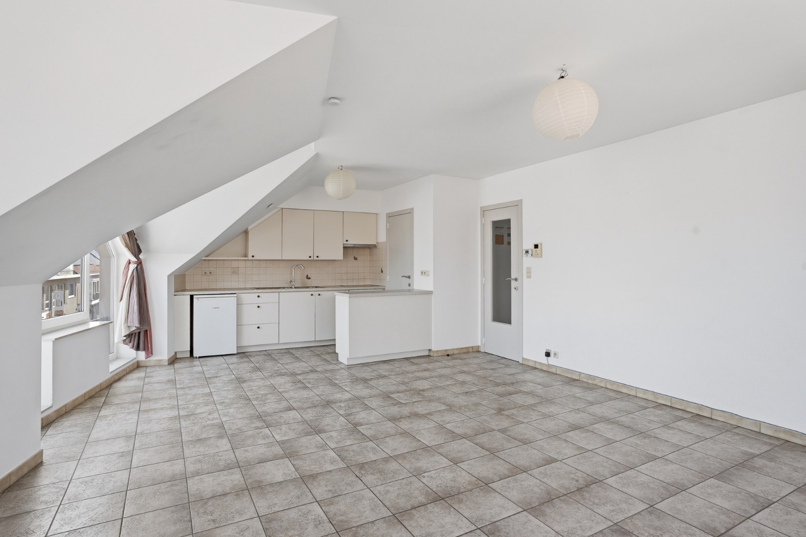 Instapklaar appartement met 2 slaapkamers te Eernegem - foto 5