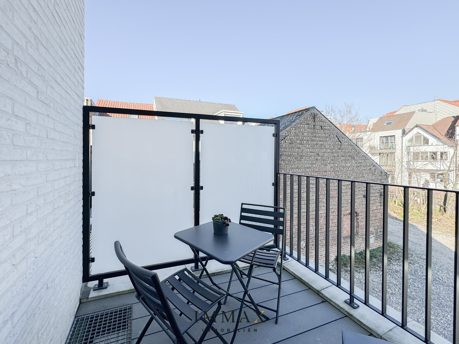 Recente woning met 4 slaapkamers nabij de Lippenslaan en het centrum - foto 5