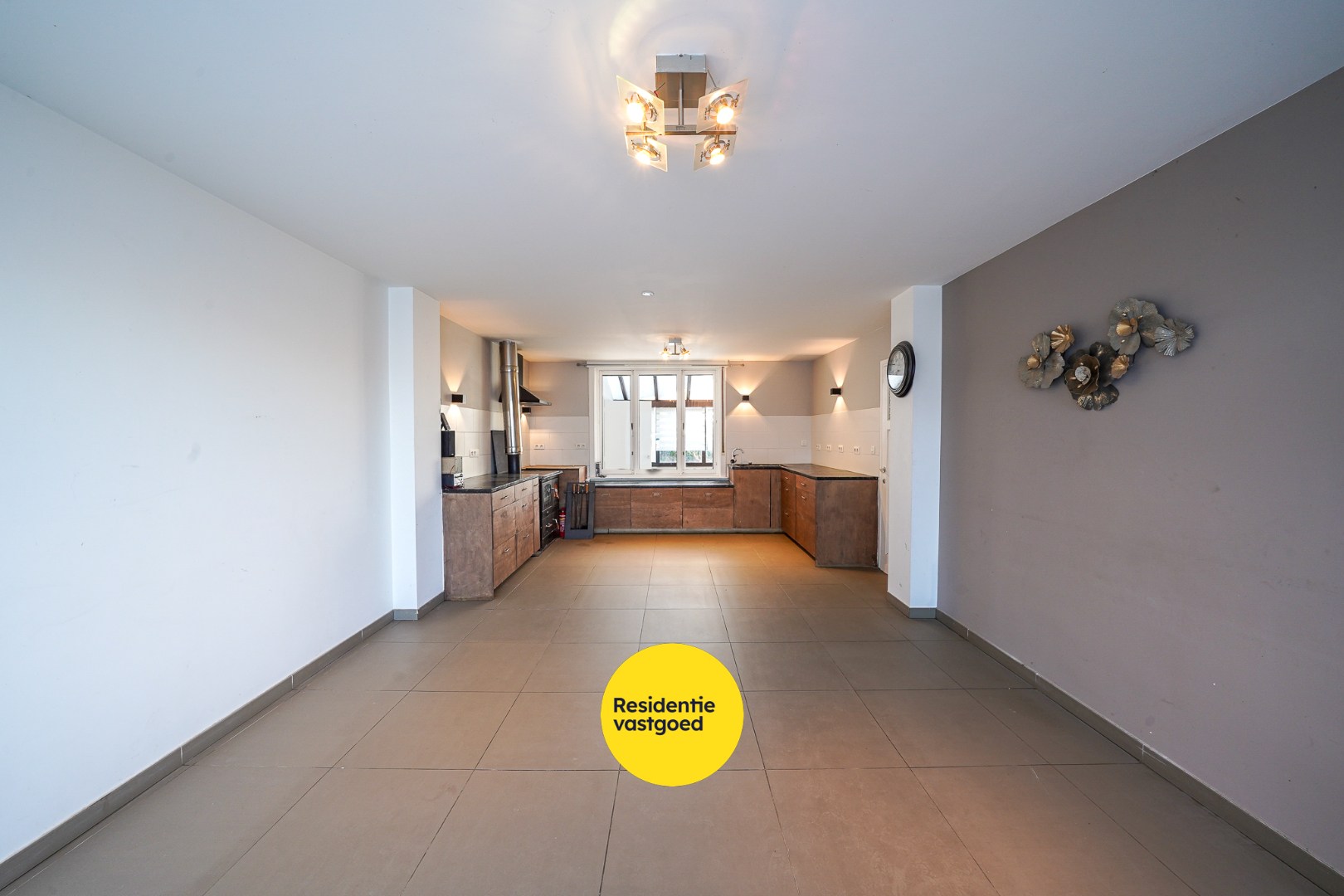 Instapklare ruime hoekwoning te Zandvoorde - foto 5