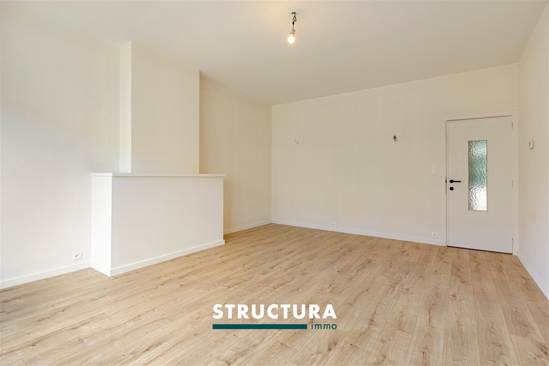Appartement rénové avec jardin idéalement situé - photo 5