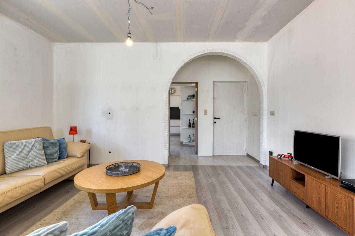Een charmant huis met gezellige tuin en garage te Roeselare - foto 4
