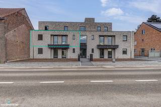 RUIM NIEUWBOUW APPARTEMENT MET 2 SLAAPKAMERS, OVERDEKT TERRAS, GARAGE, AUTOSTAANPLAATS EN KELDERBERGING TE BEVERSTDit ruime en hoog kwalitatief...