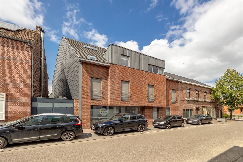 Zeer ruim duplexappartement in hartje Herent! - foto 1