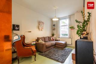 Deze instapklare woning is gelegen in een levendige buurt vlak bij het centrum van Gent. Dankzij de centrale en vlot bereikbare ligging bereikt u...