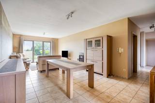 In Vlezenbeek wacht dit energiezuinig appartement op jou: de ideale combinatie van rust, comfort en bereikbaarheid. Op een boogscheut van...