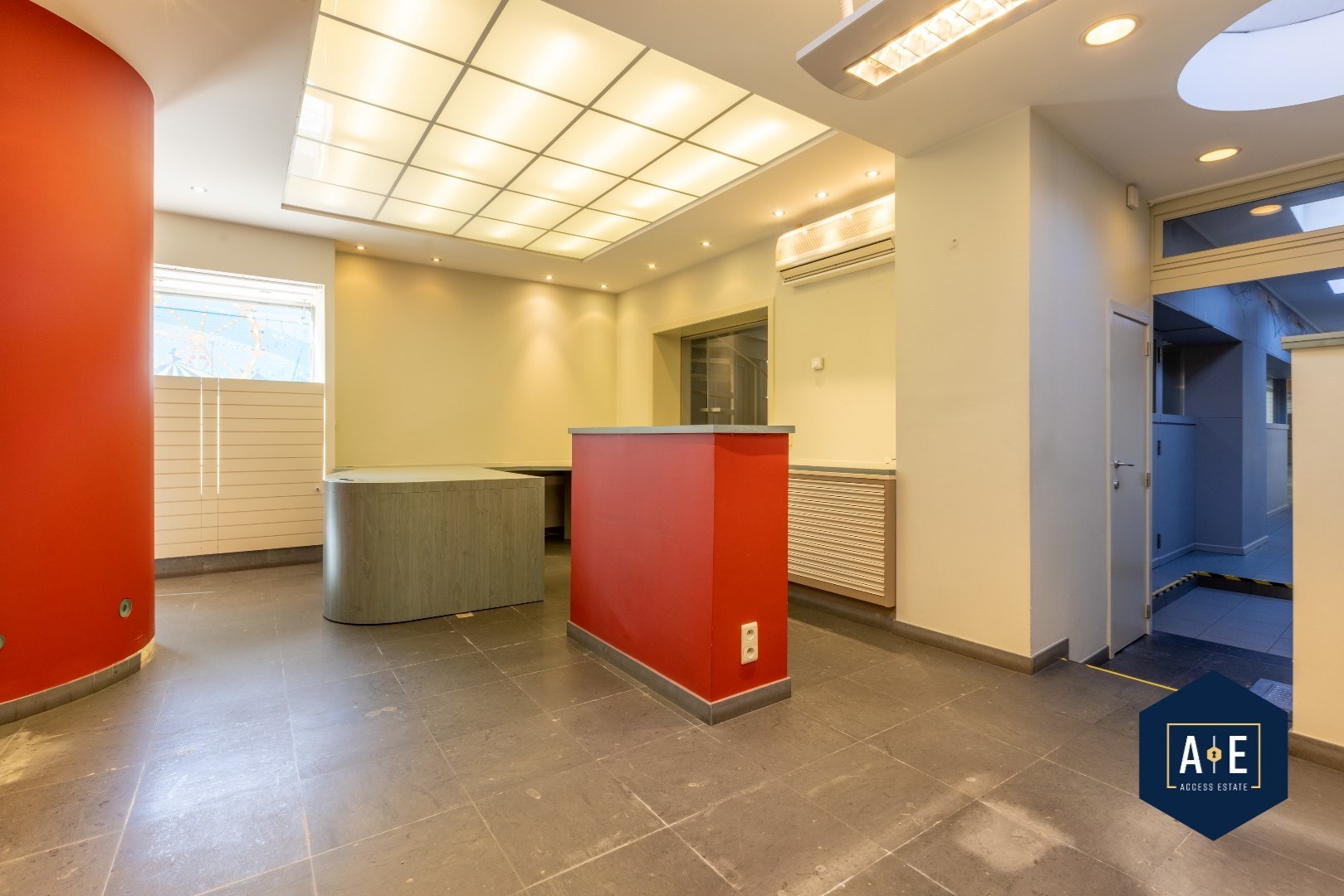 Commerciële ruimte/kantoren in centrum Wetteren te huur - foto 1