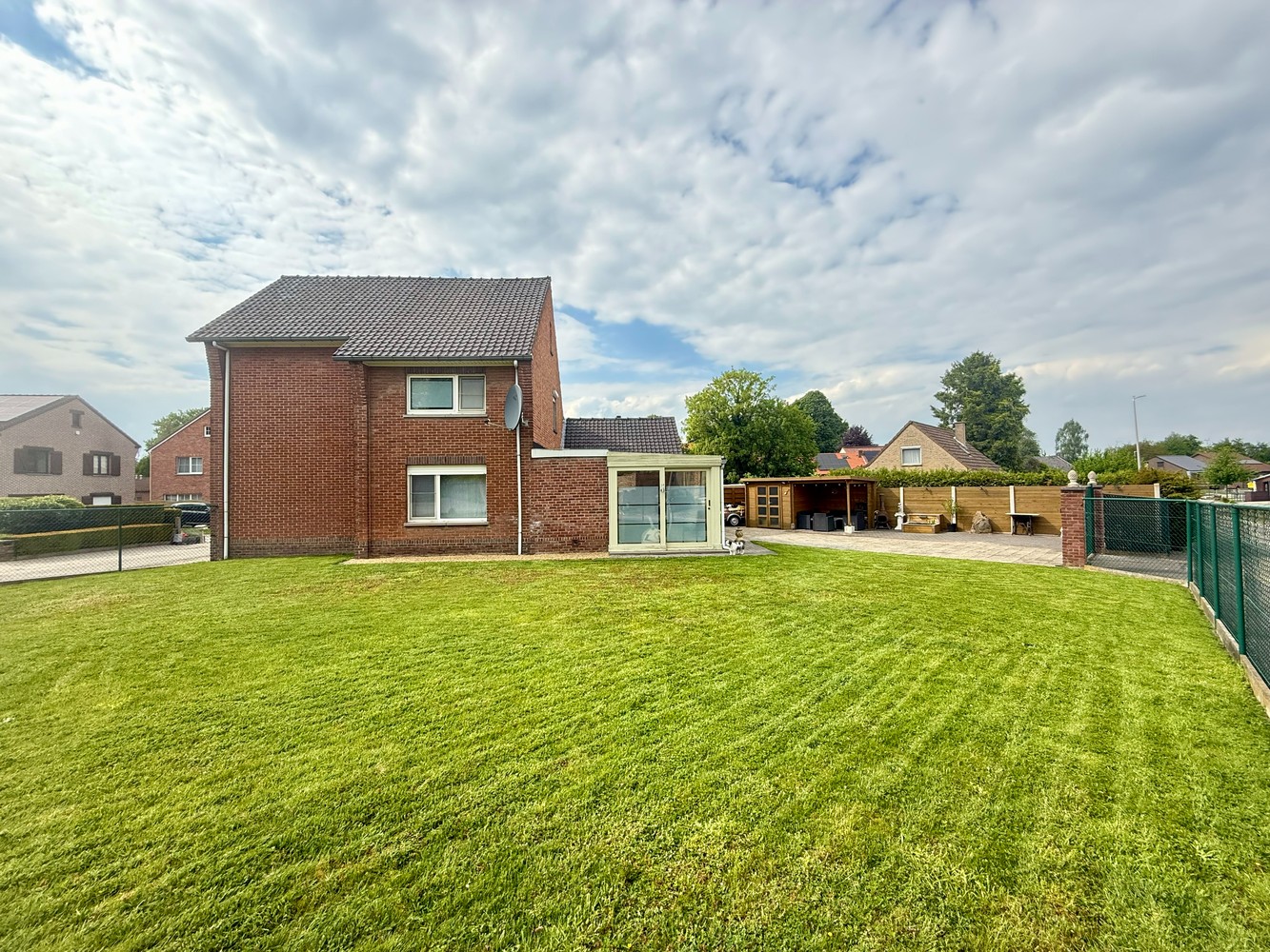House for sale in Tongeren-Borgloon with 4 bedrooms - photo 2