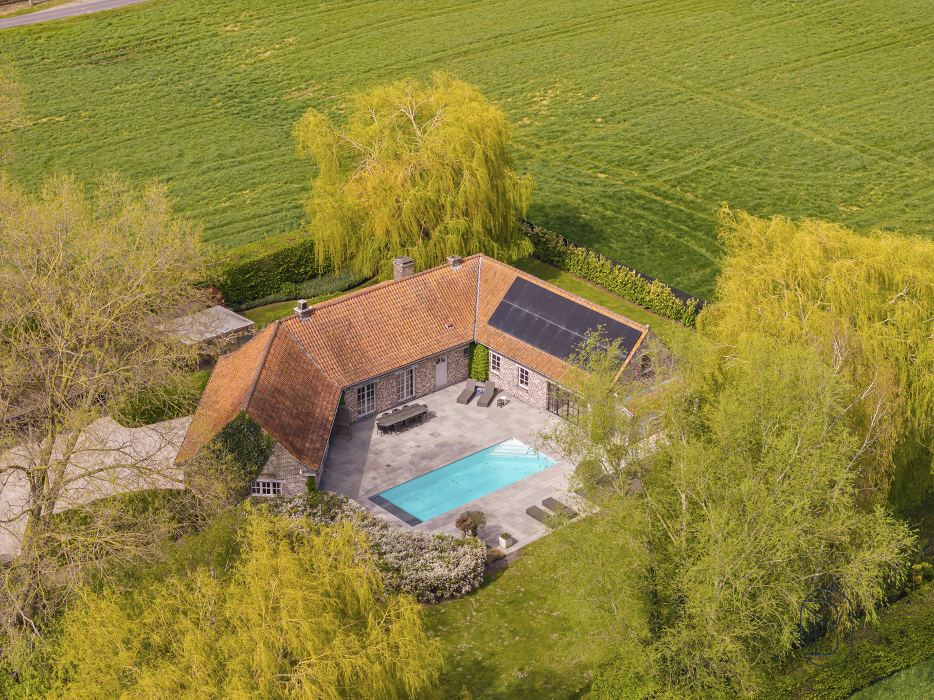 Charmante hoeve met zwembad en praktijkruimte in Kruishoutem - foto 3