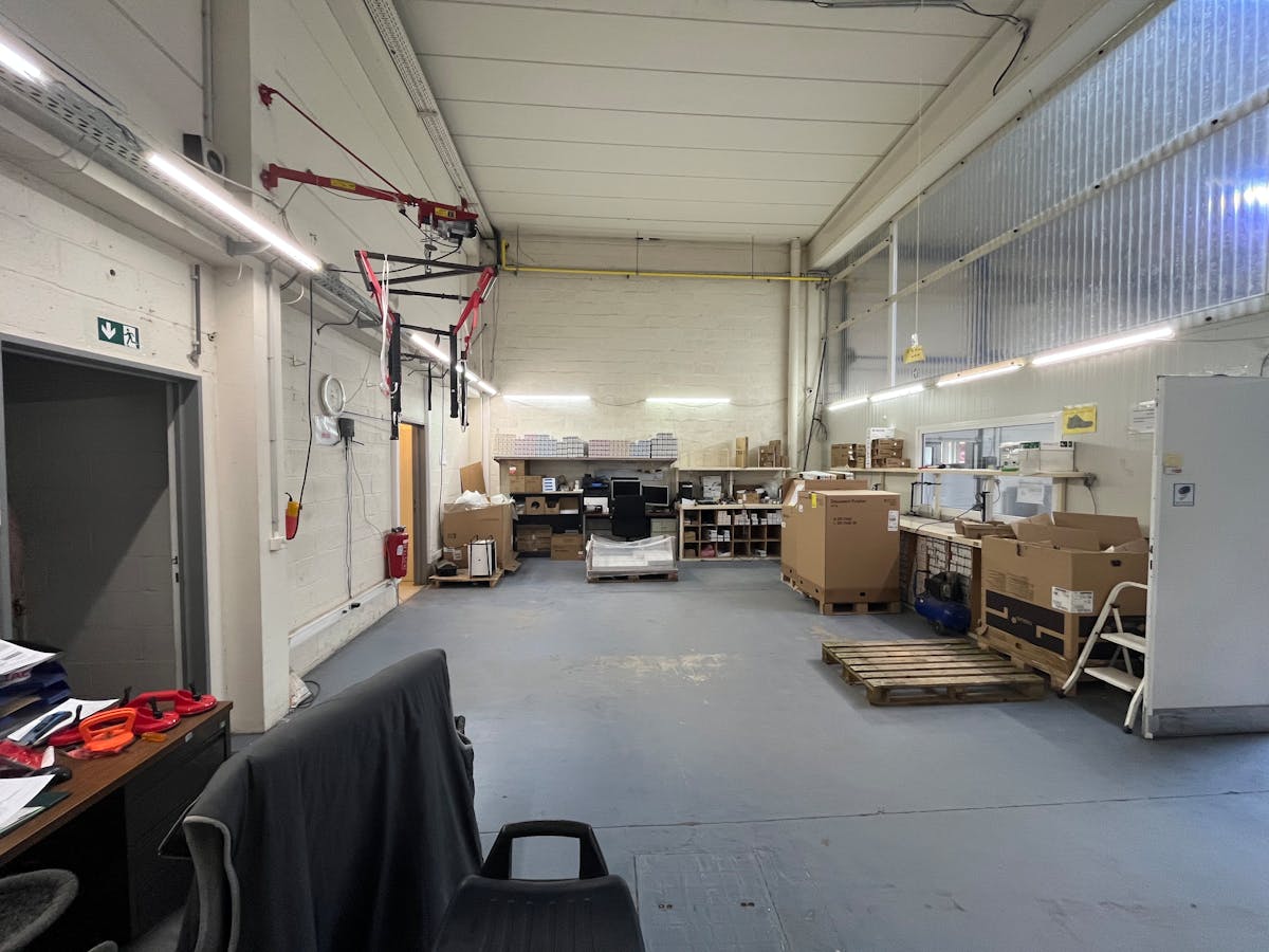 Kantoorruimte met magazijn op toplocatie te huur in Zaventem - foto 4