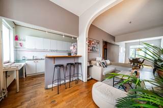 Located in a sought-after residential area, in the immediate vicinity of Parc de Laeken, the Atomium, public transport and shops, this...