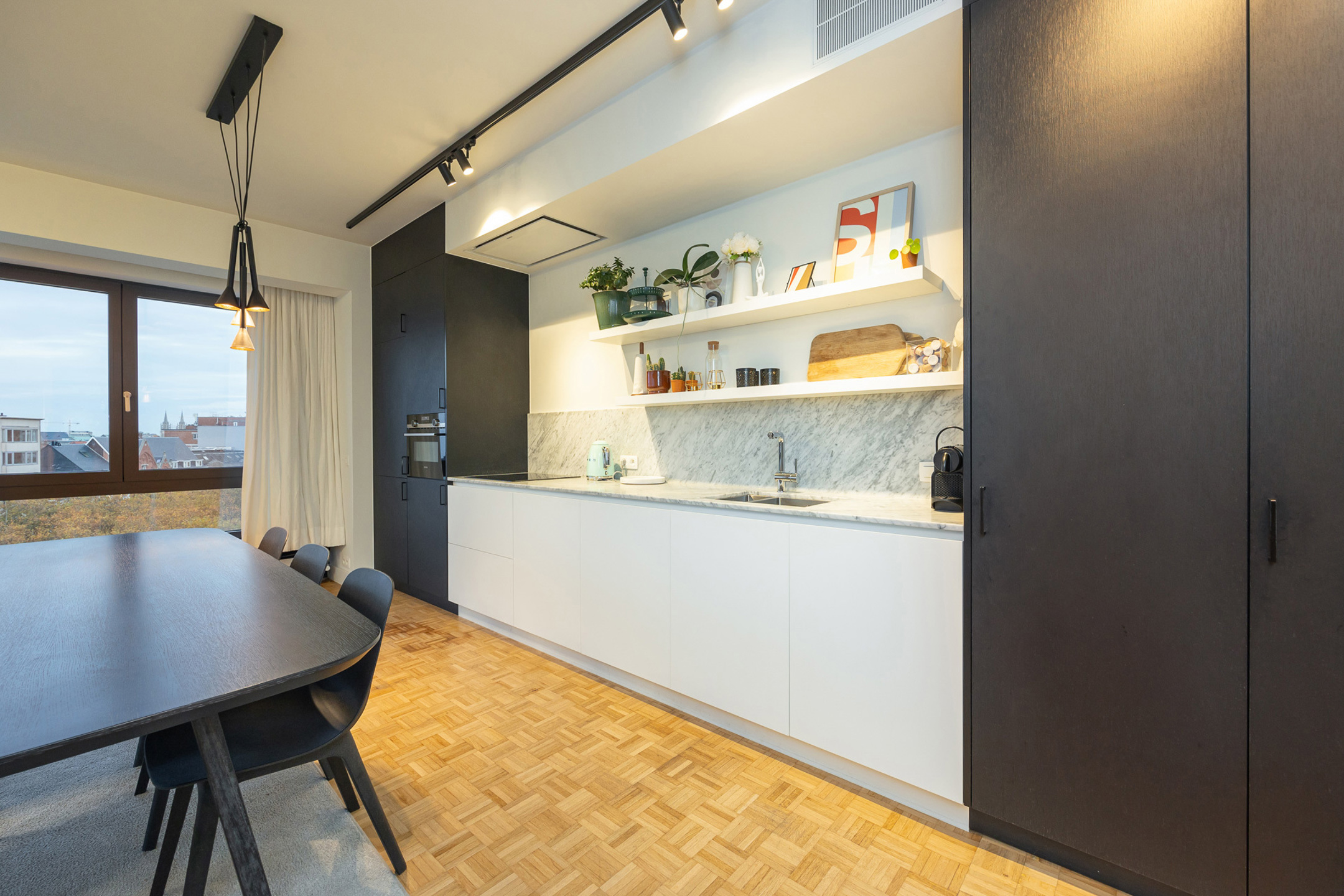 ANTWERPEN-ZUID - Ruim hoekappartement op het Zuid - foto 3