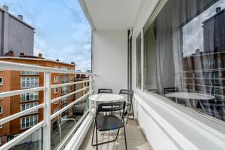 Appartement van +/- 88m² op de vierde verdieping van een goed onderhouden gebouw, gelegen op wandelafstand van het Elisabethpark, dicht bij...