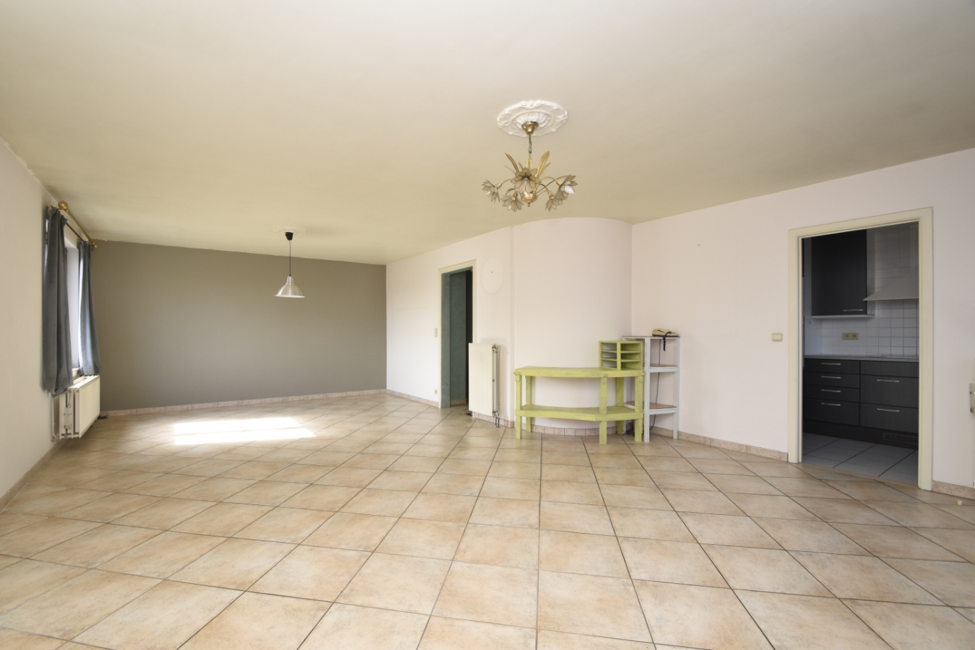 Ruime duplex met 2 slaapkamers en garage - foto 4