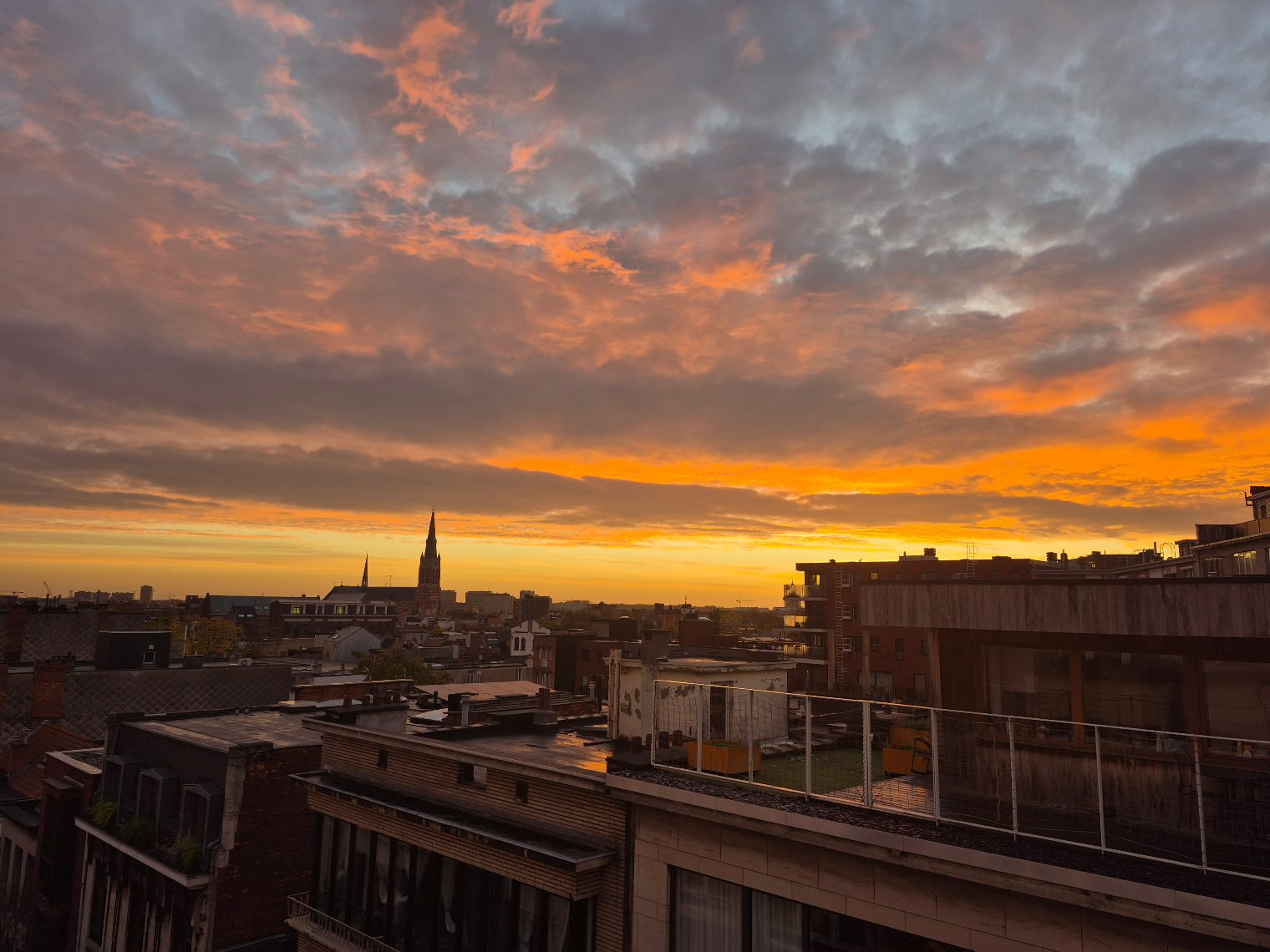 Appartement te koop in Antwerpen met 3 slaapkamers - foto 4