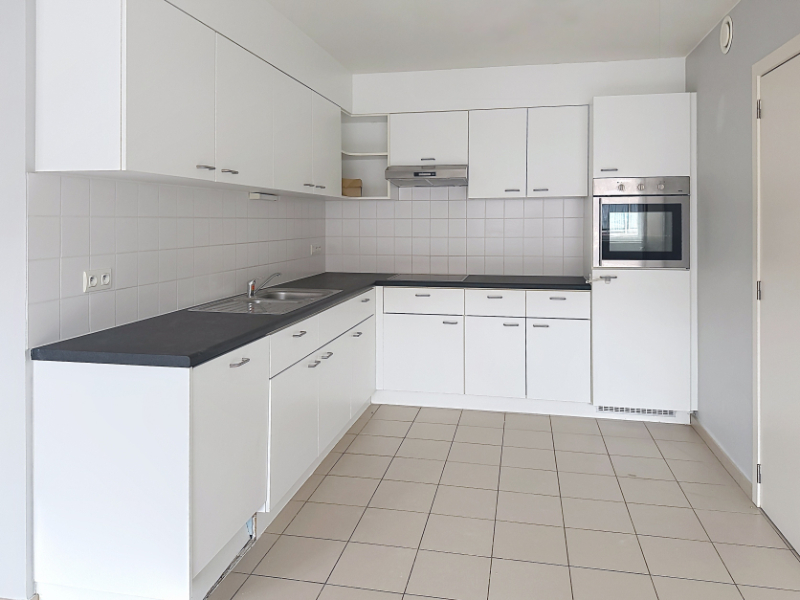 Lichtrijk appartement met 2 slaapkamers en terras - foto 4