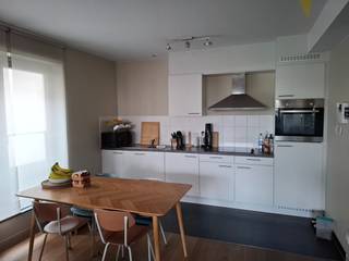 Ontdek dit lichtrijke en instapklare appartement in het hart van Gentbrugge! Gelegen op een rustige, doch vlot bereikbare locatie, biedt dit...