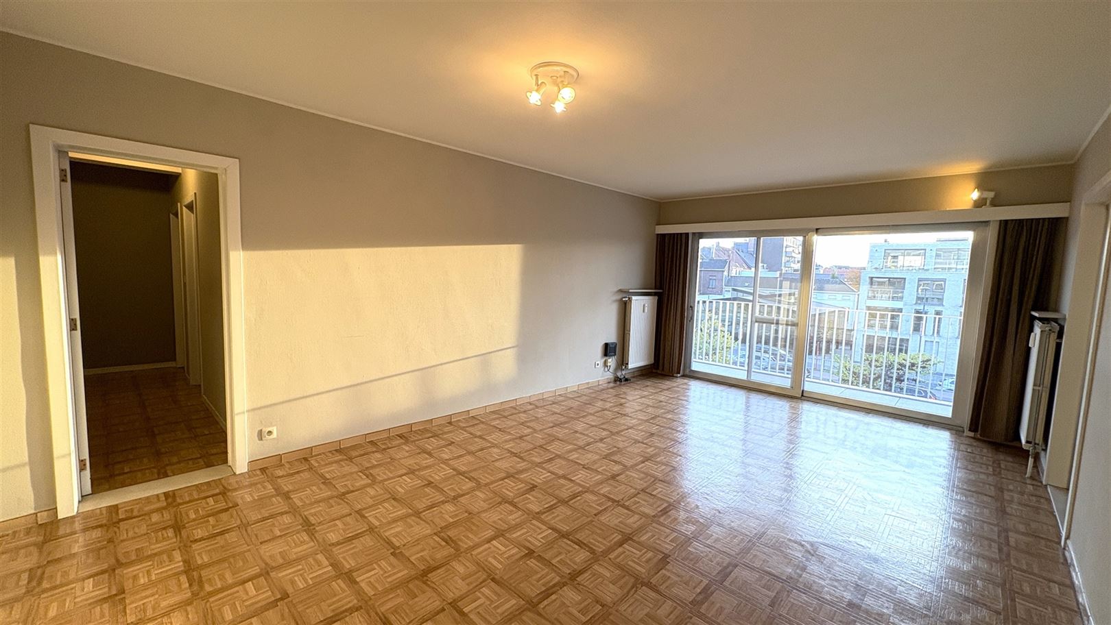 Appartement à vendre à Harelbeke avec 2 chambres - photo 2