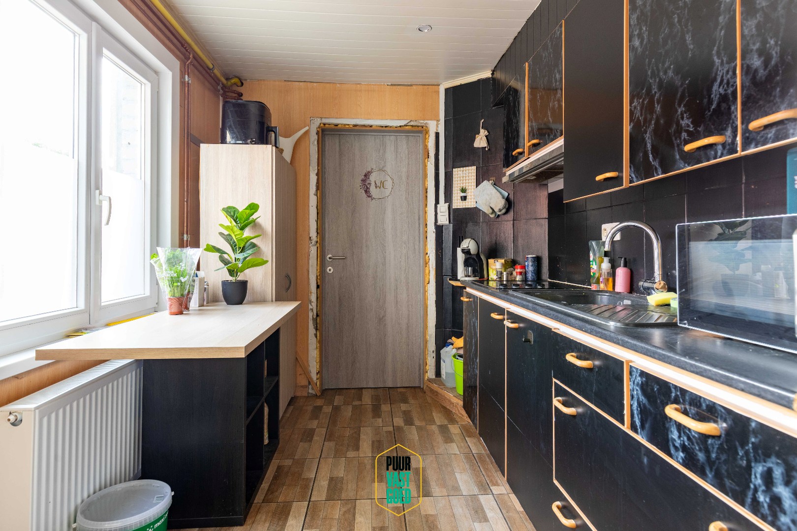 Charmante gezinswoning met 4 slaapkamers op een uitstekende ligging in Sint-Andries. - foto 5