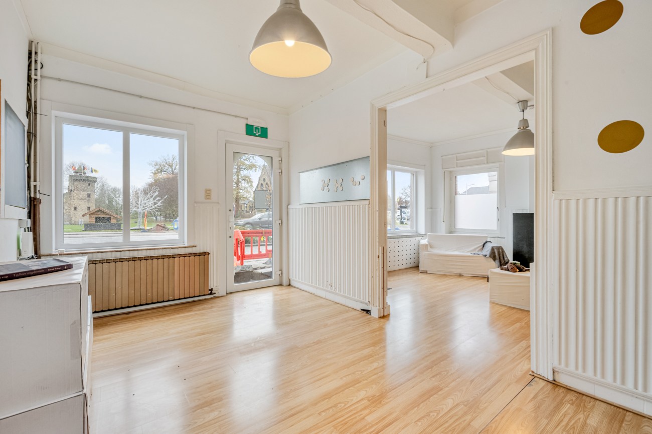 Karaktervolle Gezinswoning met Potentieel in Centrum Herzele! - foto 2