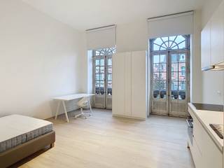 <p>In the heart of Leuven, on the most beautiful street in the city center, you will find this beautiful studio in a characterful building that has been completely renovated.<br /><br />Thanks to the high ceilings and abundance of natural light, the space feels extra spacious and pleasant.<br />The studio is partially furnished, with comfortable beds and mattresses already provided, making moving in effortless. <br /><br />The location is simply perfect: within walking distance of shops, the station, bus stops, fitness facilities, and all the other amenities that make city life so attractive. <br />A charming, light-filled, and ready-to-move-in place for those looking for a stylish and comfortable home in bustling Leuven.<br /><br />The studio is available from 01/10/2026.<br />All utilities are individual.<br />There is a monthly provision of €135 for communal charges + individual consumption of water, gas, and electricity.<br /><br />Request your visit quickly via www.living-stone.be!</p>